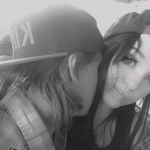 Meet your Posher, Shay